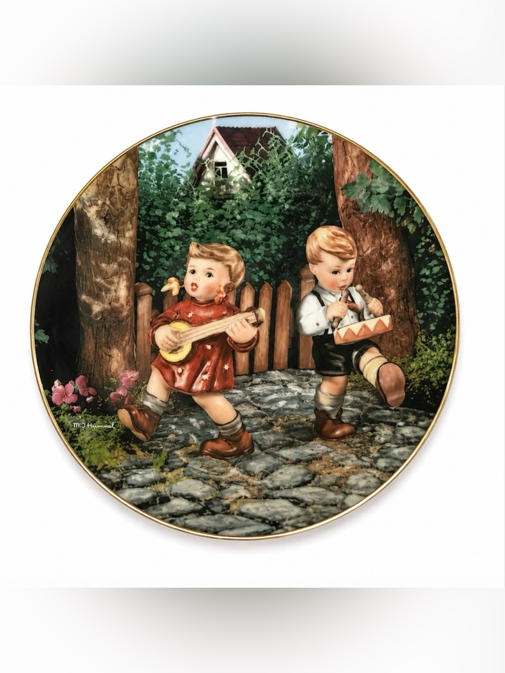 Danbury Mint MJ Hummel Little Companions Private Parade Decorative Plate